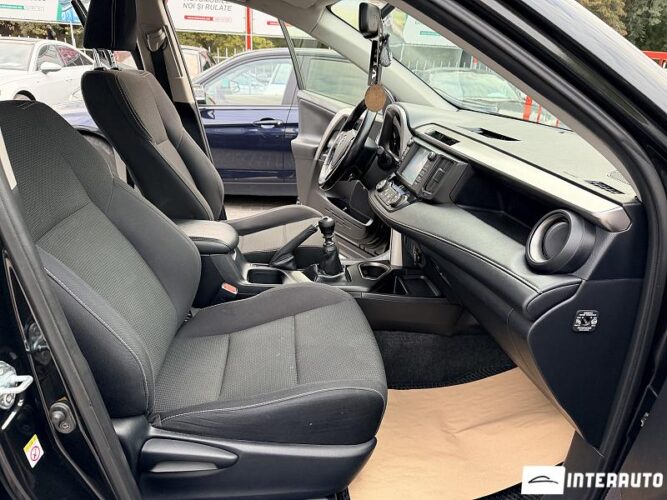 Toyota Rav-4 36 toyota Rav-4 2016