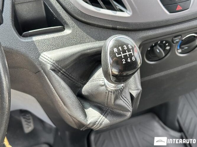 ford Transit 2018