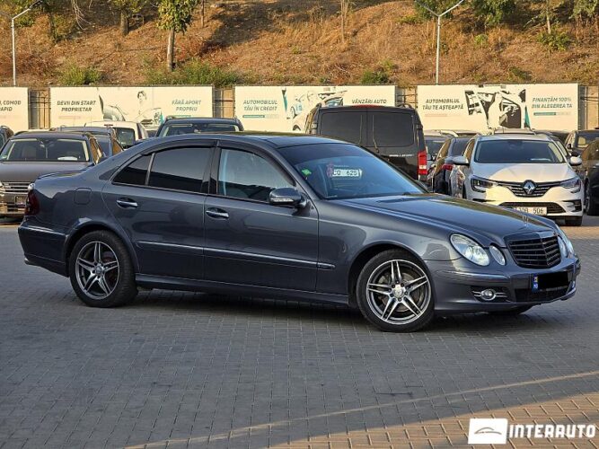 Mercedes E 320 2006 doar la InterAuto