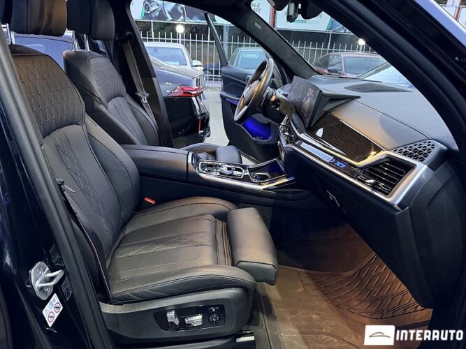 bmw X7 4.0i 2024