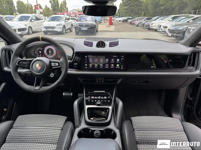 porsche Cayenne Turbo E-Hybrid Coupe 2024