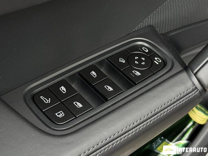 porsche Cayenne Turbo E-Hybrid Coupe 2024