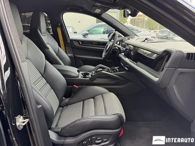 porsche Cayenne Turbo E-Hybrid Coupe 2024