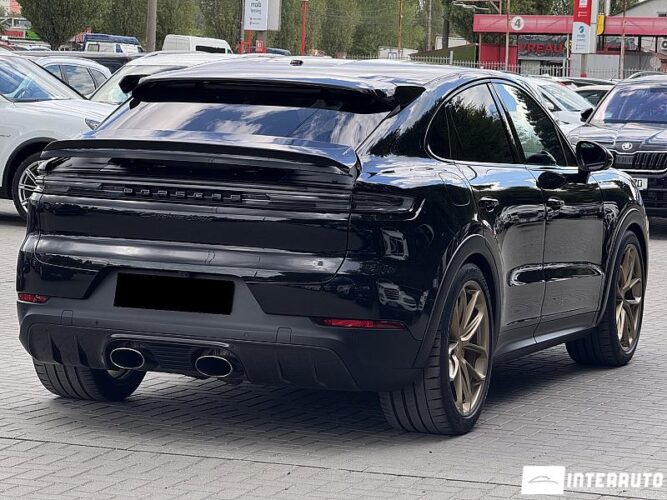 porsche Cayenne Turbo E-Hybrid Coupe 2024