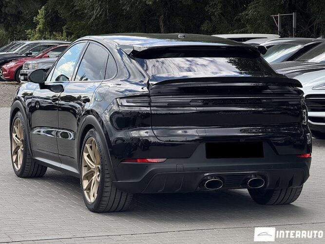porsche Cayenne Turbo E-Hybrid Coupe 2024