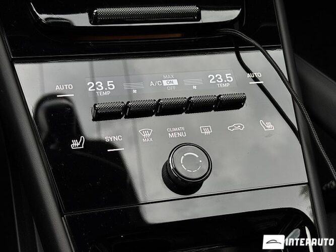 porsche Cayenne Turbo E-Hybrid Coupe 2024