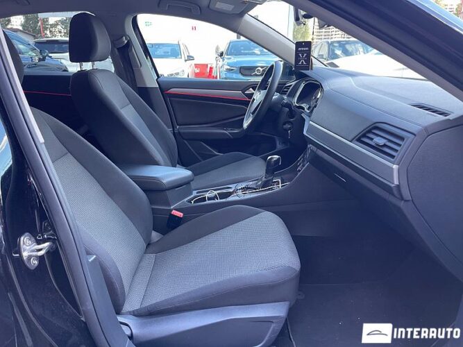Volkswagen Jetta 39 volkswagen Jetta 2020