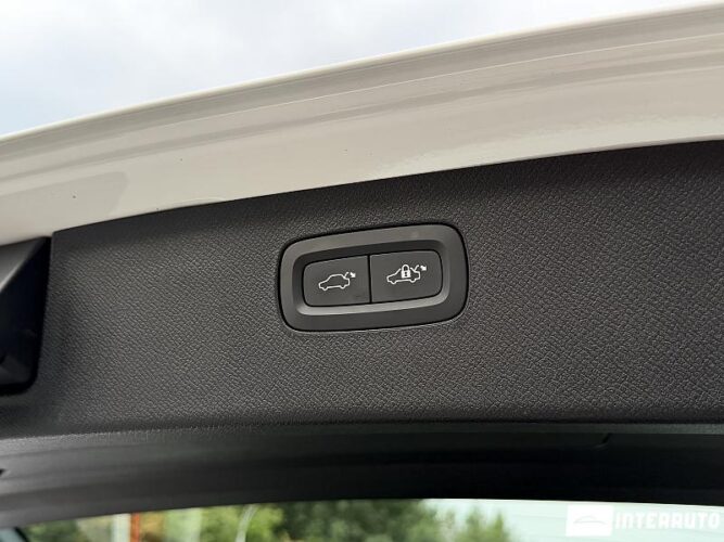 Volvo XC 90 57 volvo XC 90 2021