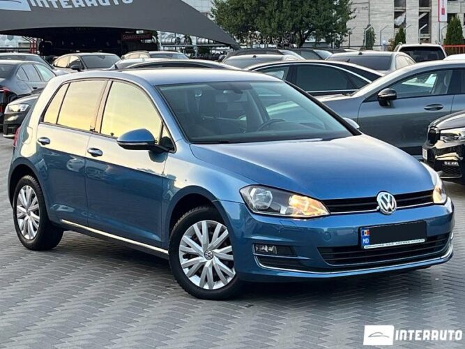 Volkswagen Golf 2016 doar la InterAuto