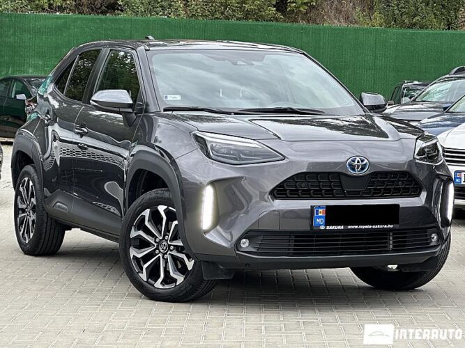 Toyota Yaris Cross 2022 doar la InterAuto