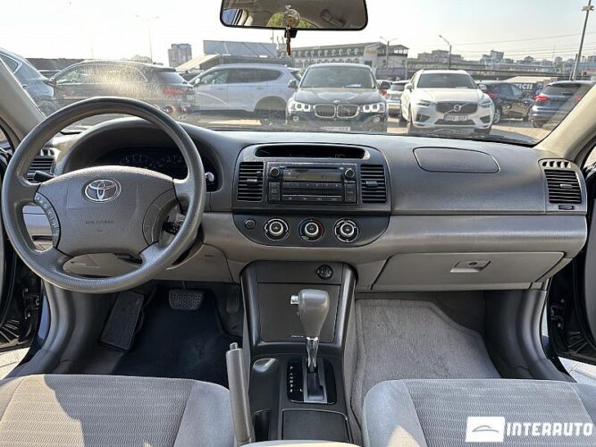 Toyota Camry 33 toyota Camry 2005
