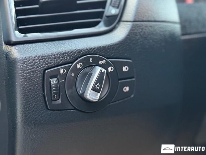 bmw X1 2.0D 2013