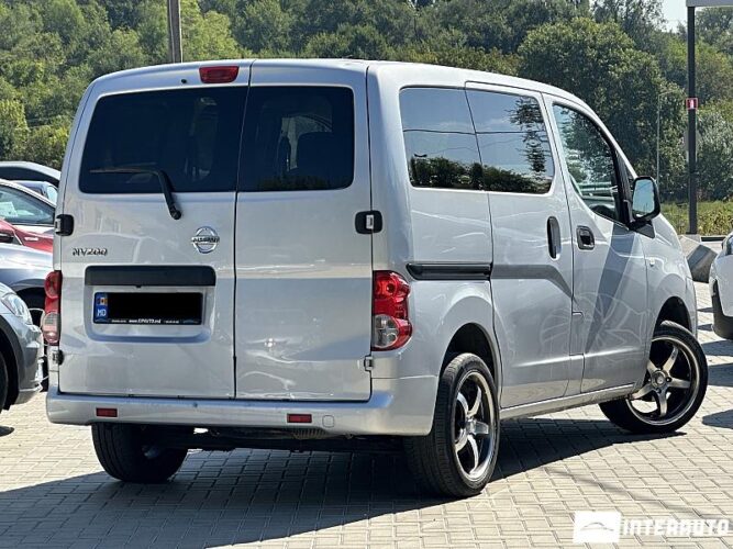 nissan NV200 2011
