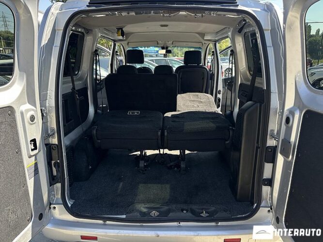 nissan NV200 2011