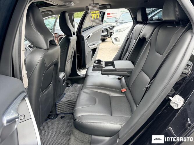Volvo V 60 37 volvo V 60 2015