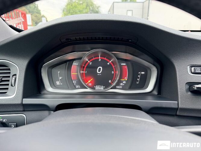 Volvo V 60 43 volvo V 60 2015