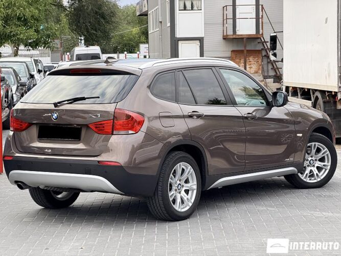 BMW X1 1.8D 32 bmw X1 1.8D 2011