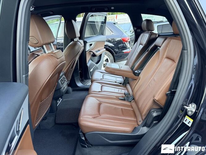Audi Q7 41 audi Q7 2017