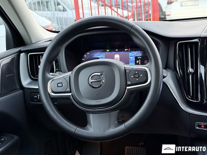 volvo XC 60 2022