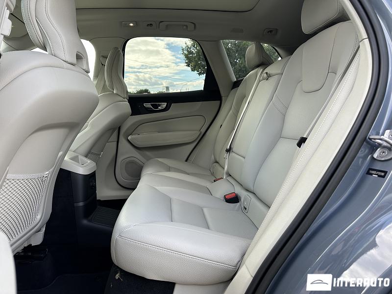 volvo XC 60 2023