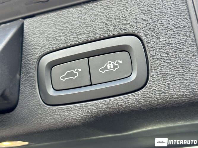 volvo XC 60 2023