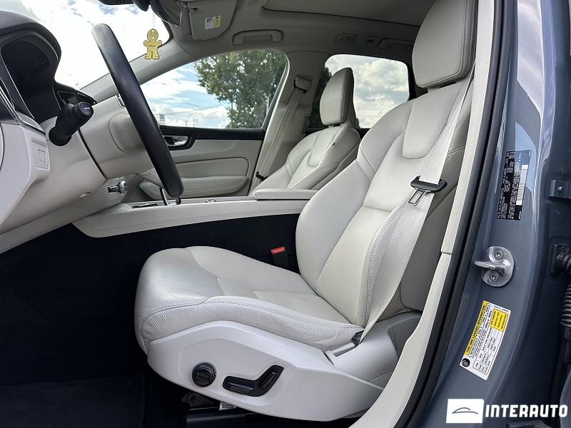 volvo XC 60 2023