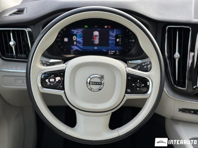 volvo XC 60 2023