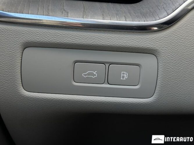 volvo XC 60 2023