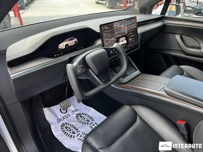 tesla Model X 2022