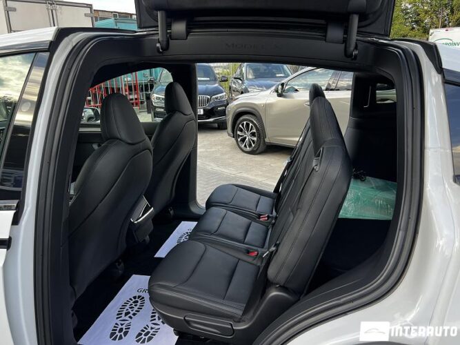 tesla Model X 2022