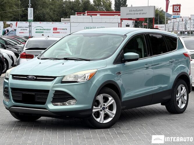 Ford Escape 2013 doar la InterAuto