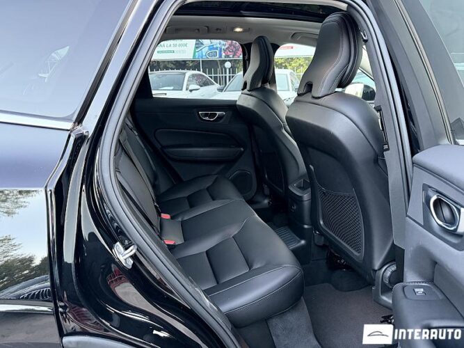 volvo XC 60 2022
