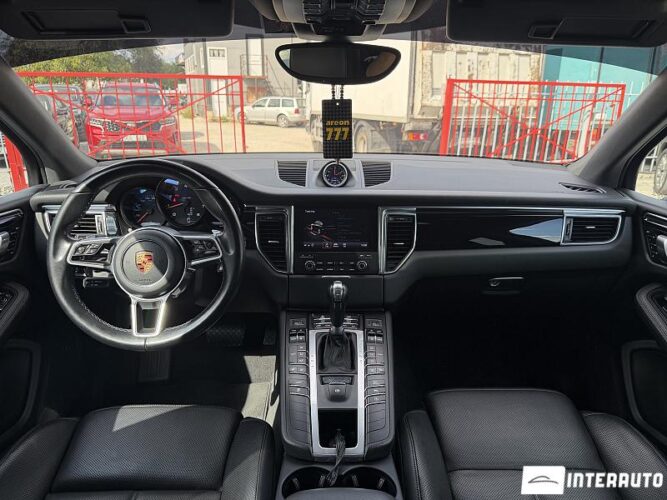 porsche Macan 2018