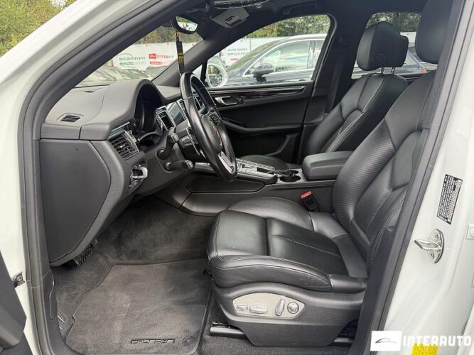 porsche Macan 2018