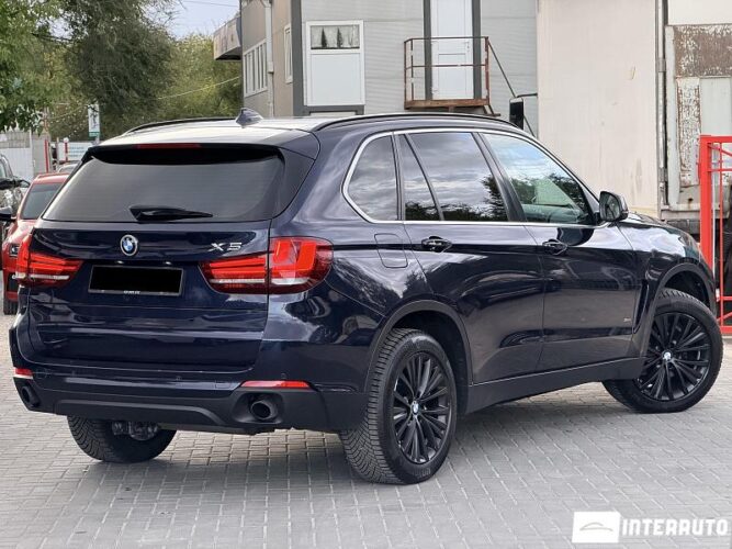 BMW X5 2.5D 32 bmw X5 2.5D 2015