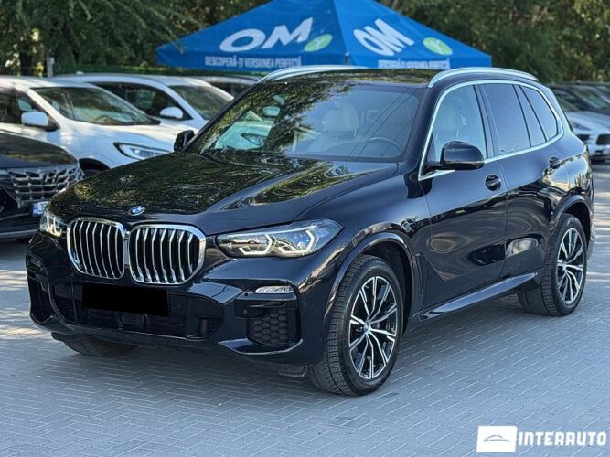 BMW X5 2.5D 2021 doar la InterAuto