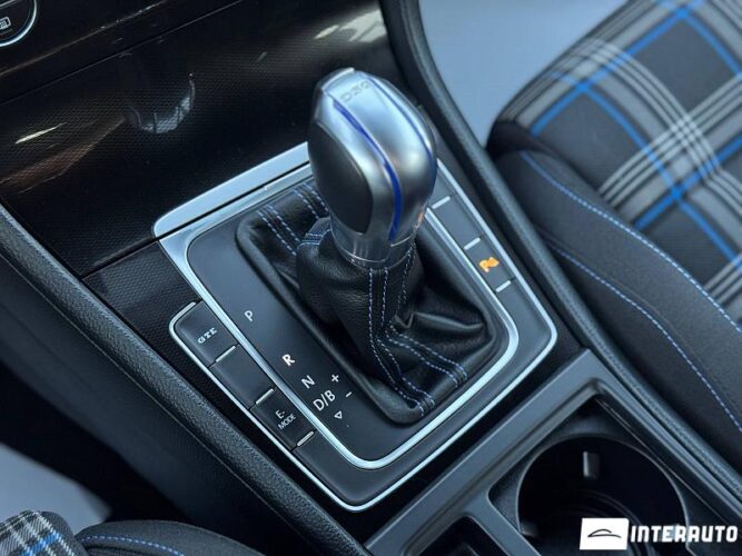 Volkswagen Golf GTE 40 volkswagen Golf GTE 2015