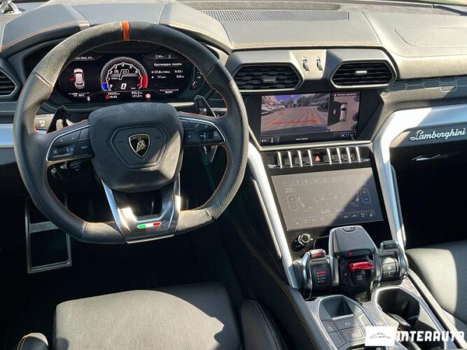 lamborghini Urus 2019