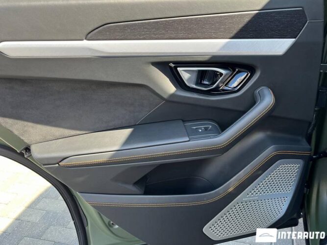 lamborghini Urus 2019