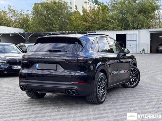 porsche Cayenne 2018