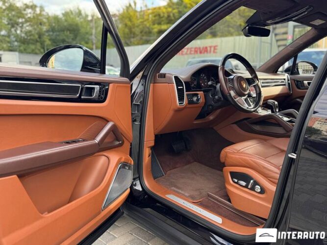 porsche Cayenne 2018