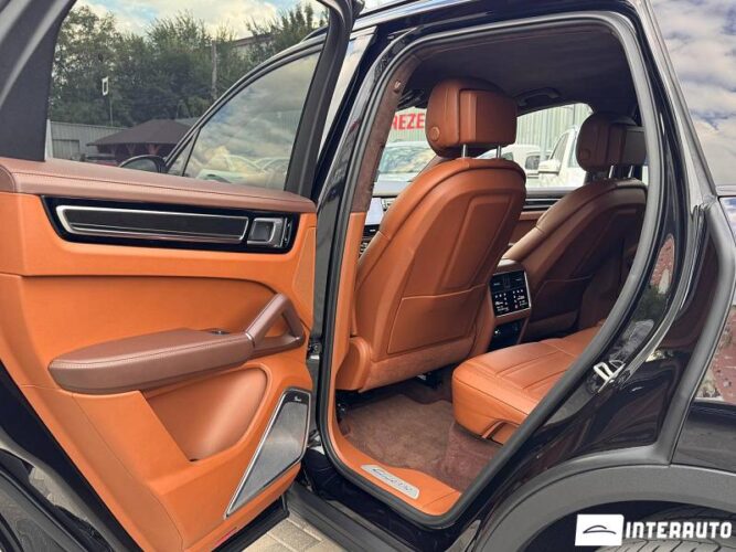 porsche Cayenne 2018