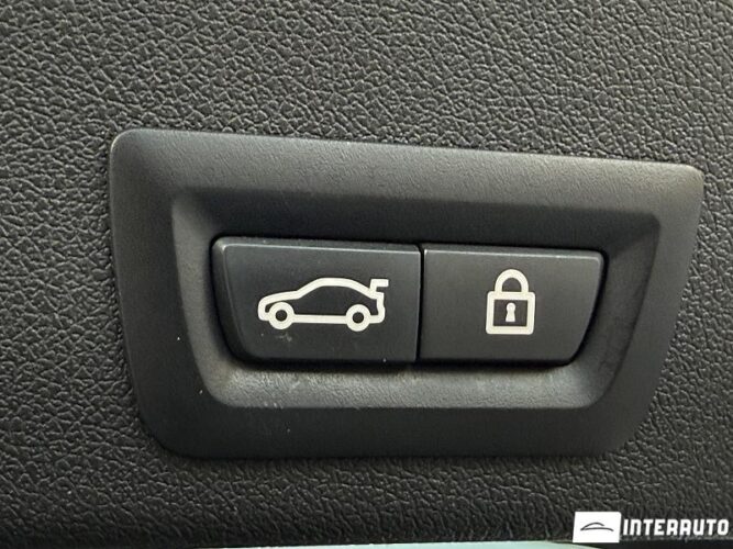 BMW X6 4.0i 62 bmw X6 4.0i 2020