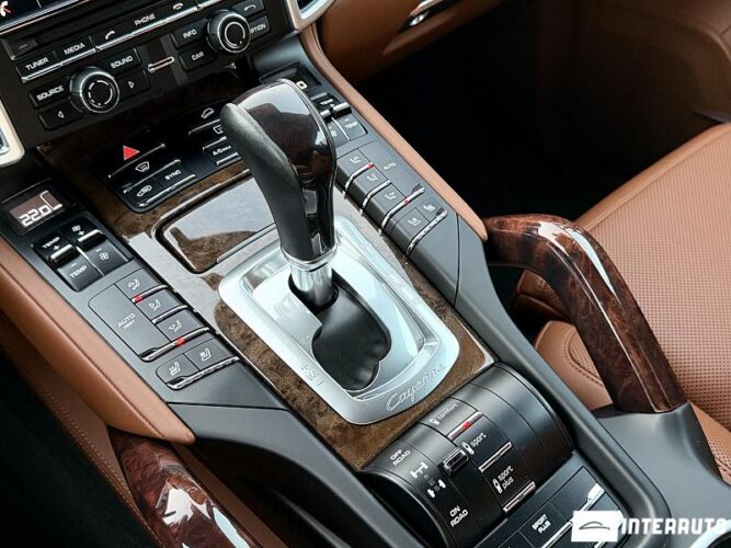 porsche Cayenne 2016