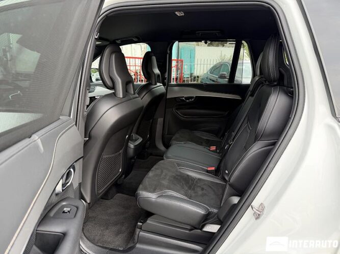 Volvo XC 90 44 volvo XC 90 2021