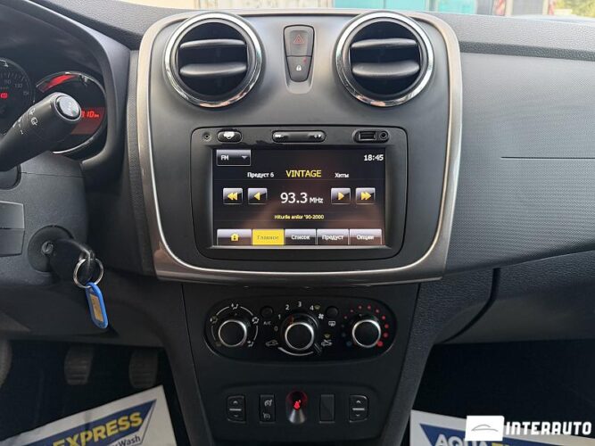 dacia Sandero 2013