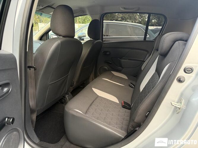dacia Sandero 2013