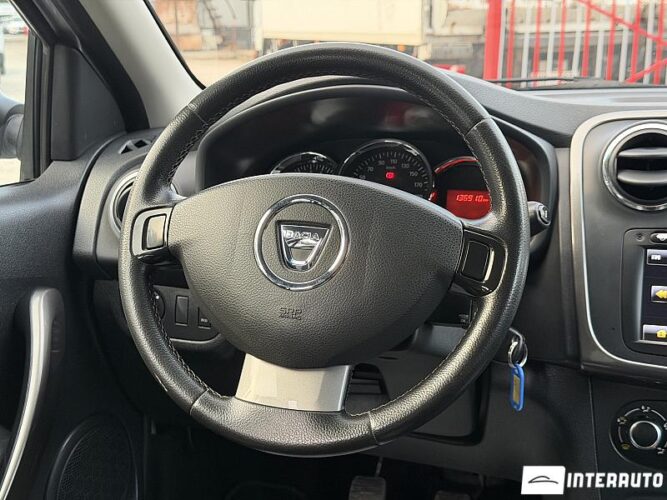 dacia Sandero 2013