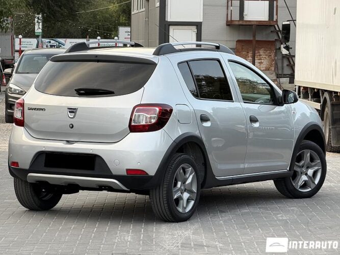 dacia Sandero 2013