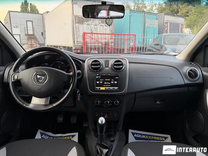 dacia Sandero 2013